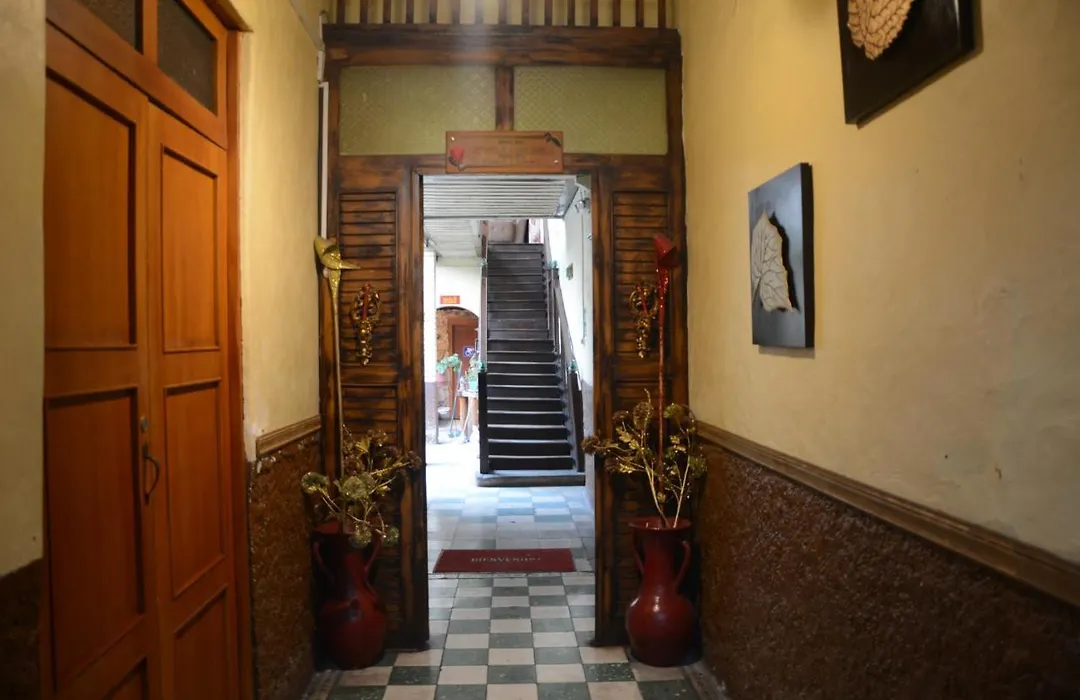 Hostal Villa Del Rosario-1